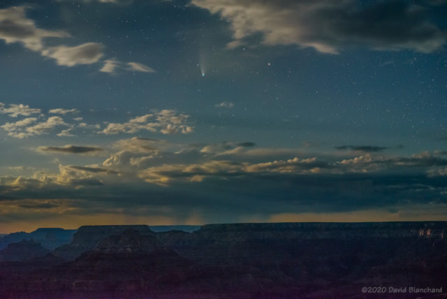 Comet C/2020 F3 (NEOWISE) above Grand Canyon.