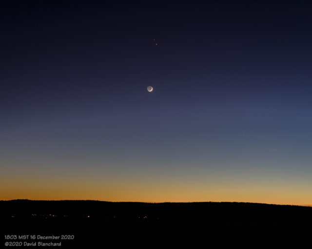 Moon, Jupiter, and Saturn in evening twilight.