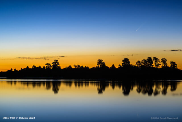 The crescent Moon joins the scene in the eastern twilight. The sky has brightened making it more difficult to see the tail. (01 October 2024)